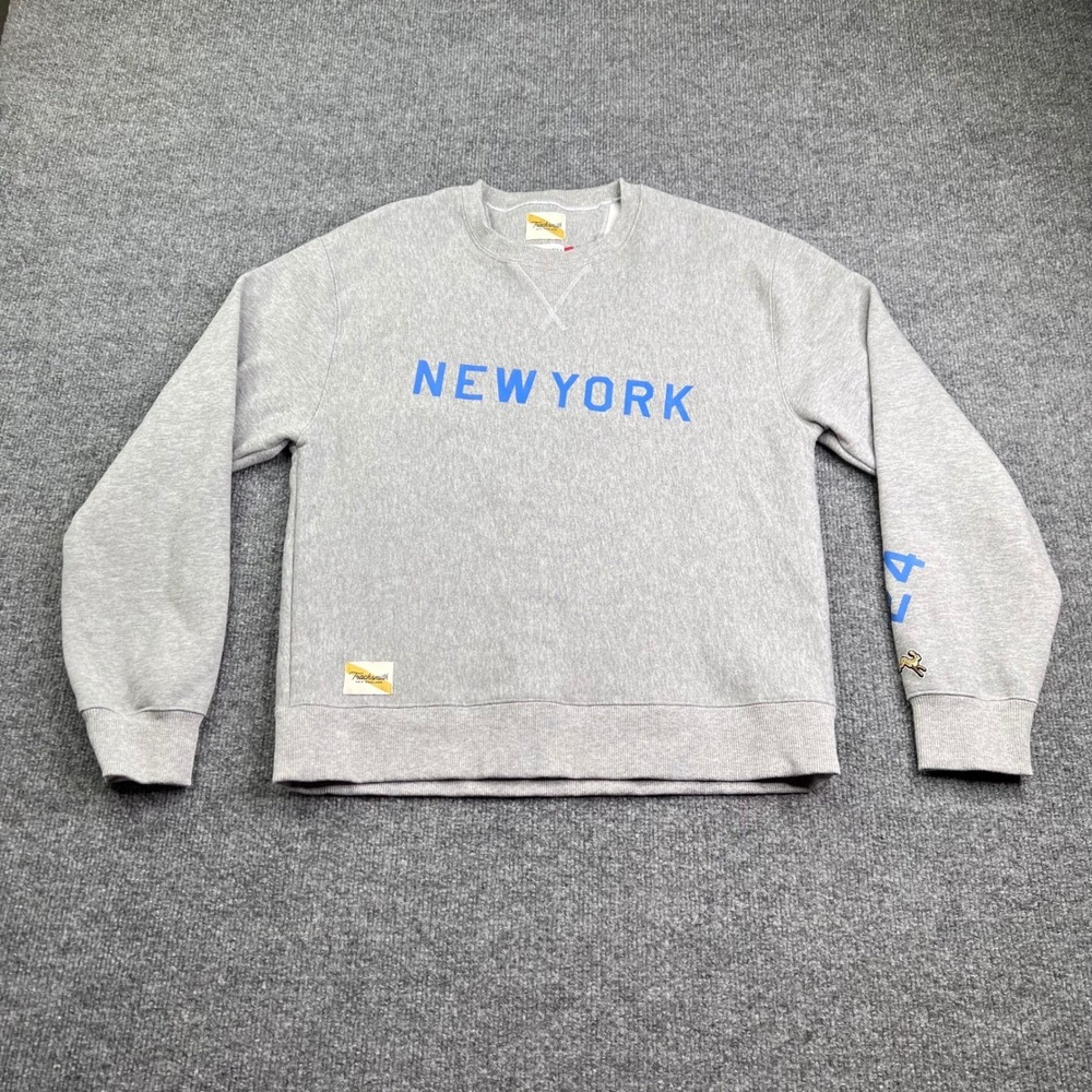 Tracksmith Sweatshirt Mens Medium Grey New York 2024 Marathon Running Crewneck